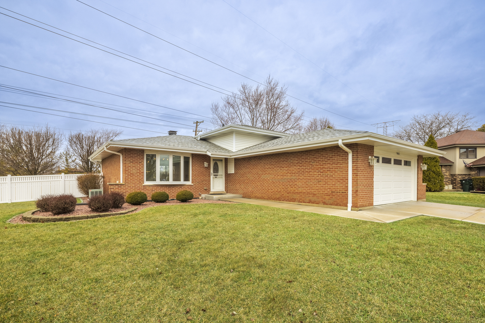 Photo of 16612 Meadow Court, Tinley Park, IL 60477