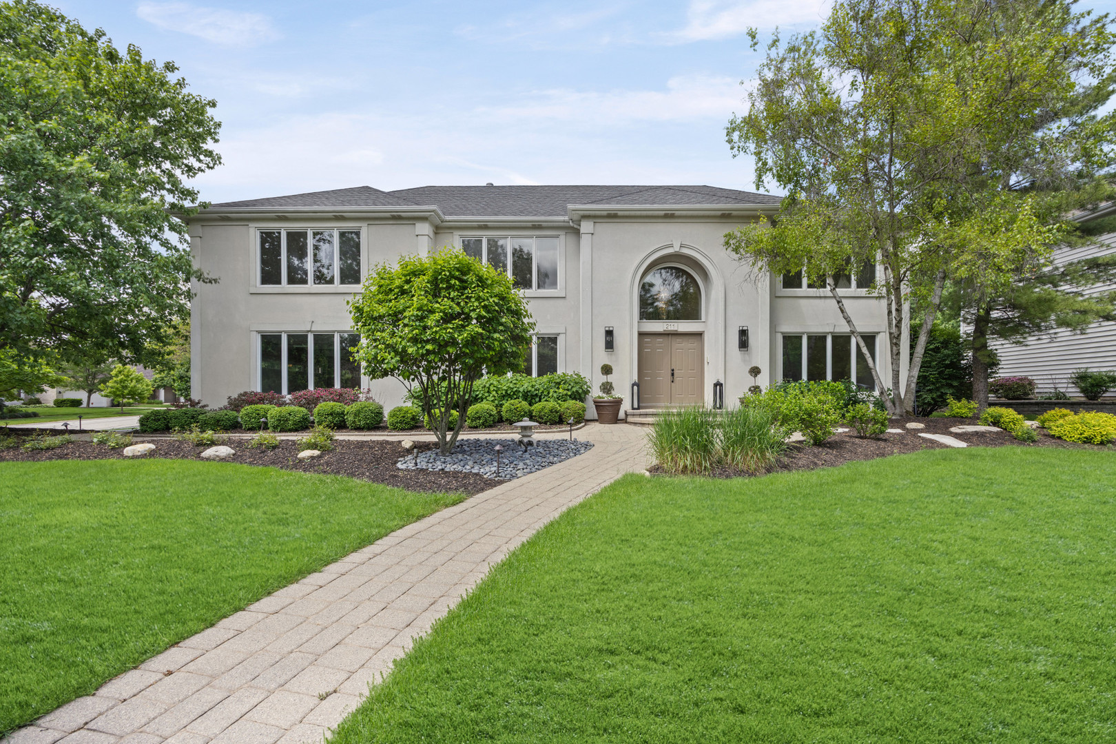Photo of 211 Millcreek Lane, Naperville, IL 60540