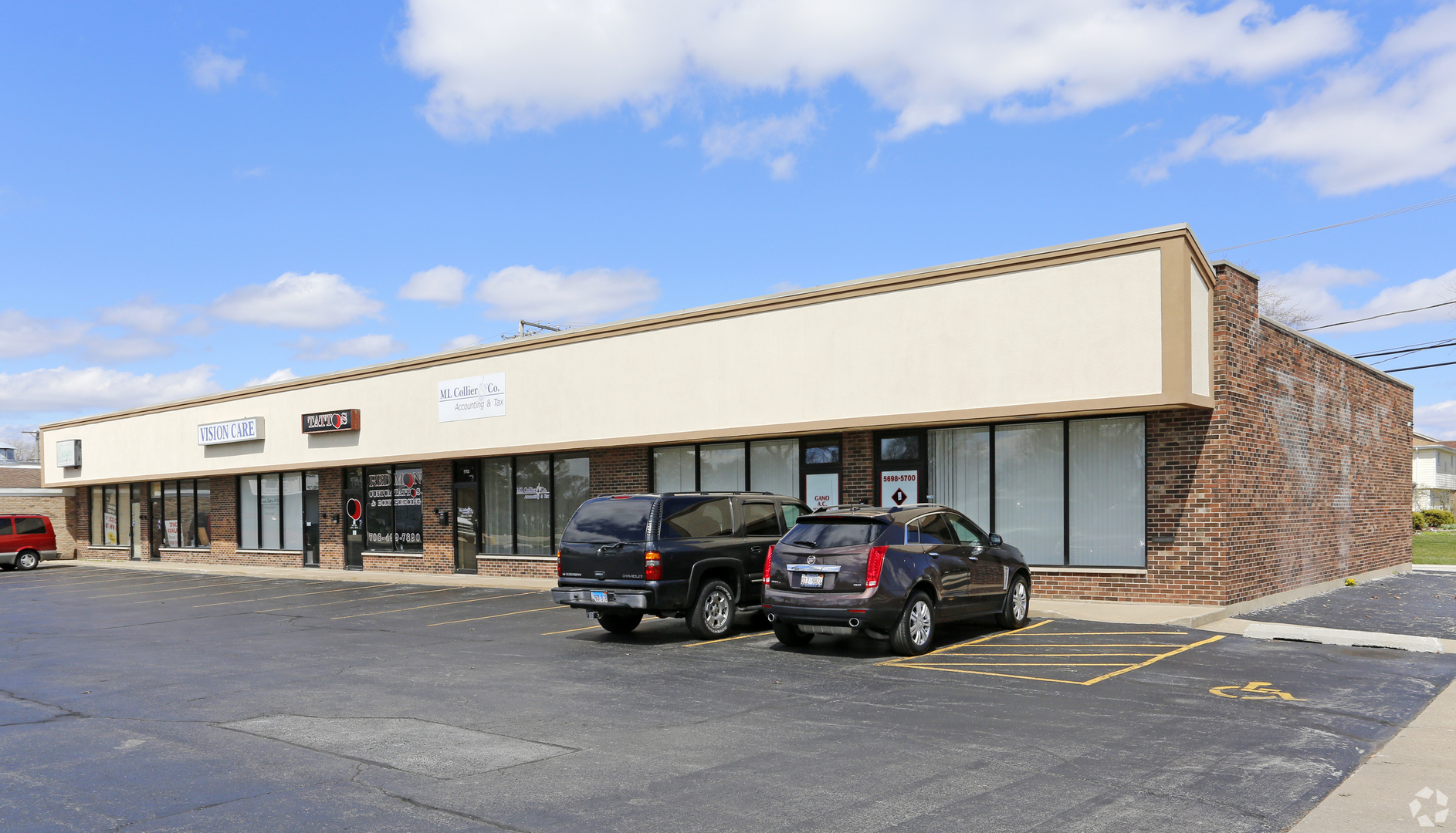 Photo of 5698 111th Street, Chicago Ridge, IL 60415