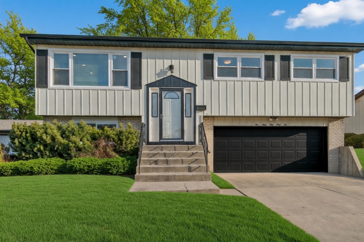 Photo of 16531 76th Avenue, Tinley Park, IL 60477