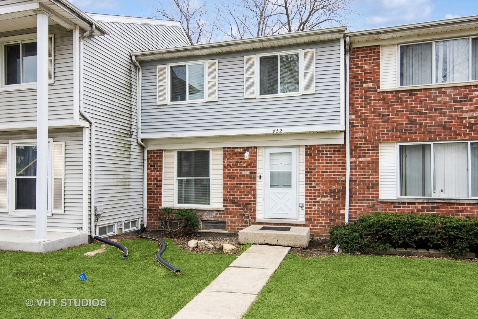 Photo of 452 Mallview Lane, Bolingbrook, IL 60440