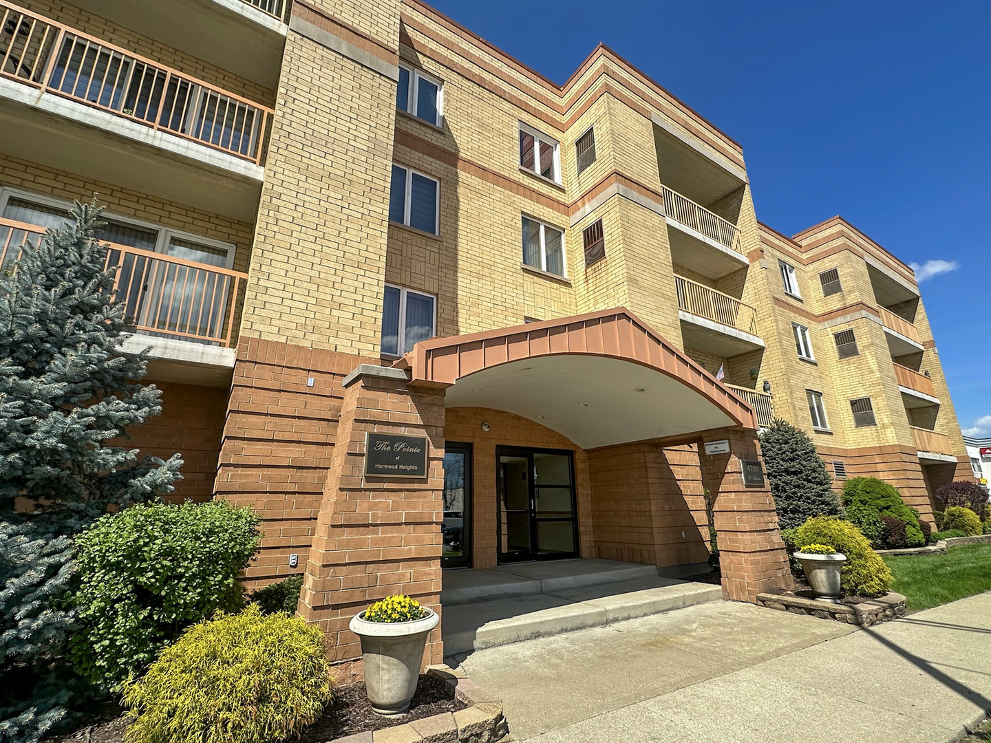 Photo of 4700 N Harlem Avenue, Harwood Heights, IL 60706