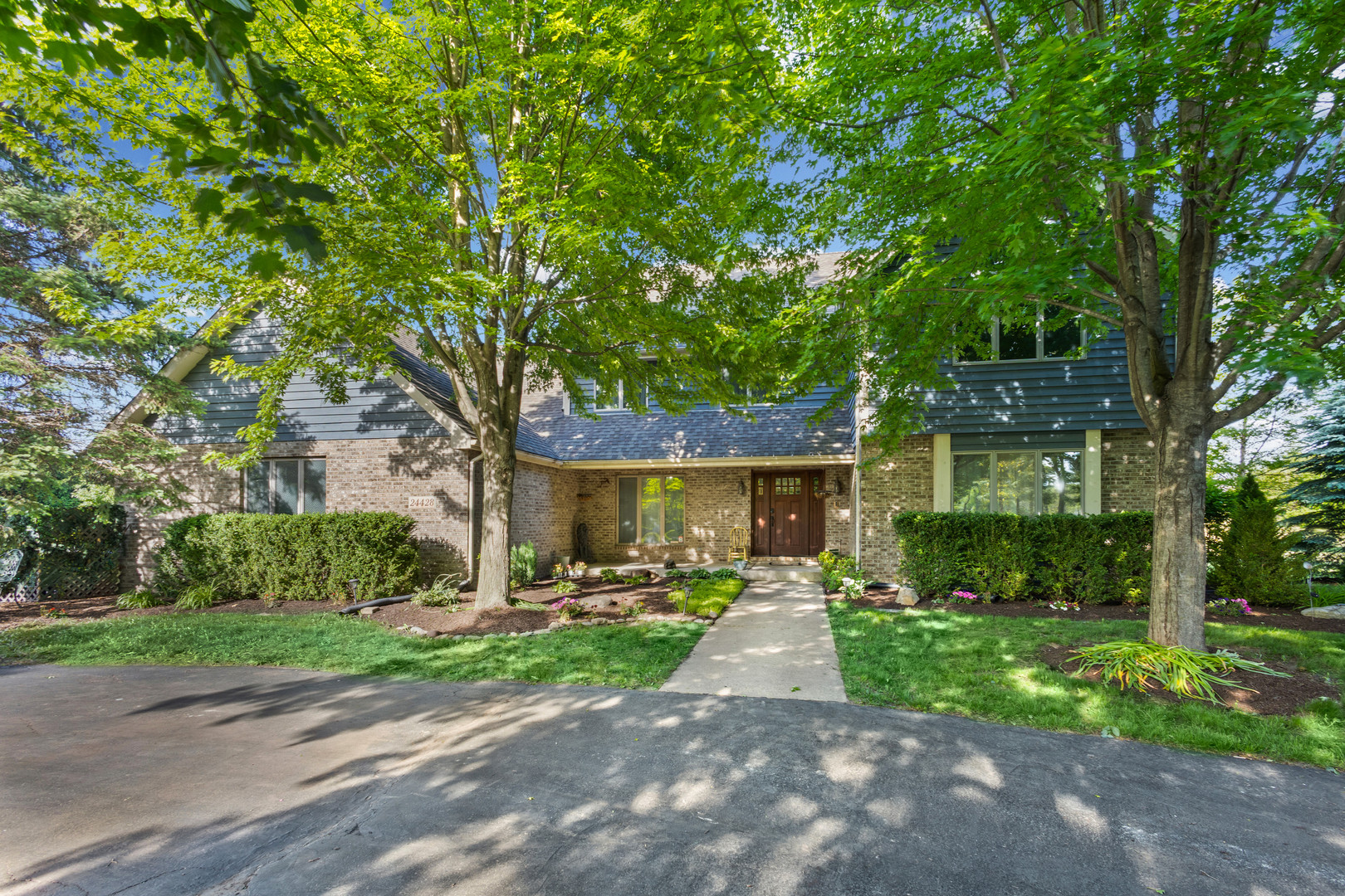 Photo of 24428 W Park River Lane, Shorewood, IL 60404