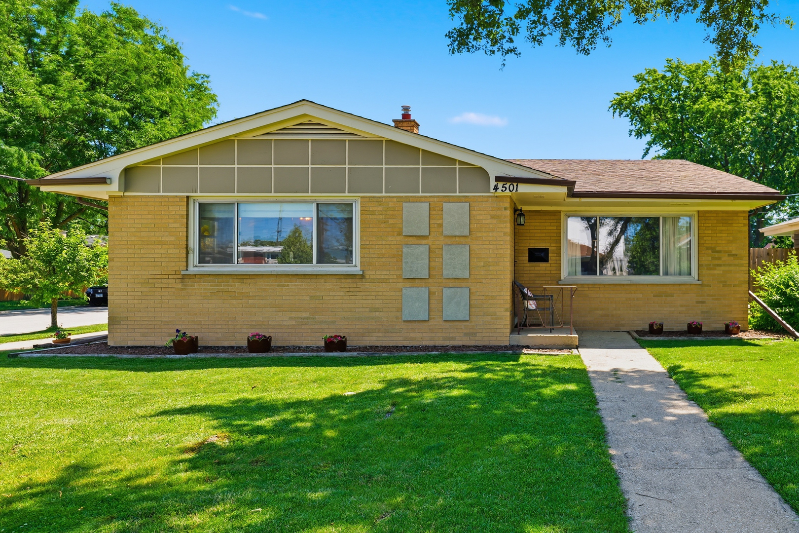 Photo of 4501 Blanchan Avenue, Brookfield, IL 60513