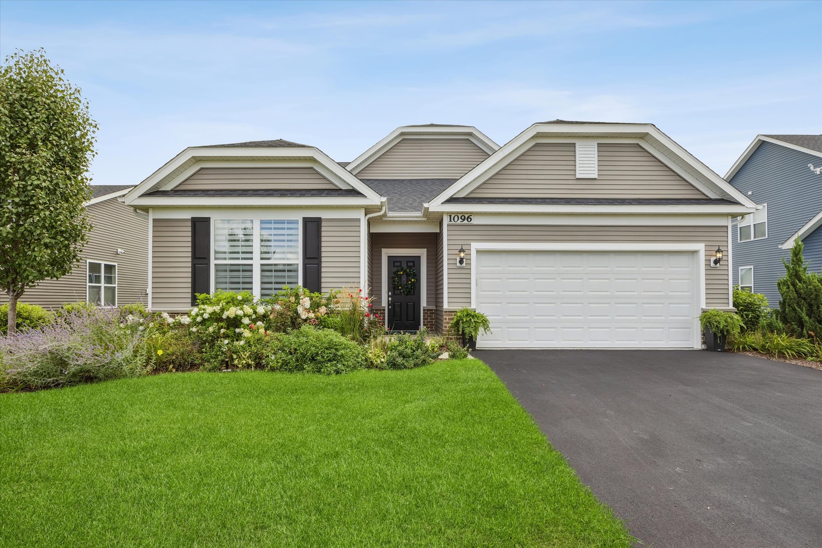 Photo of 1096 Patricia Drive, Bolingbrook, IL 60490