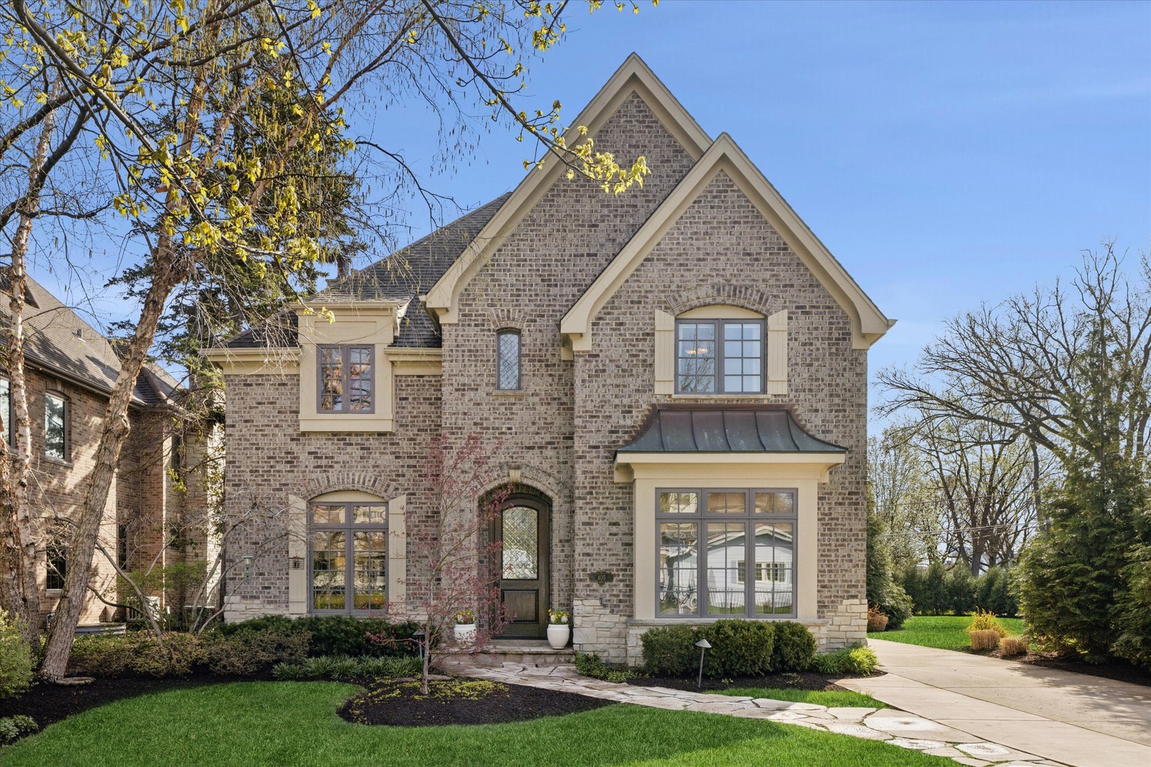 Photo of Hinsdale, IL 60521