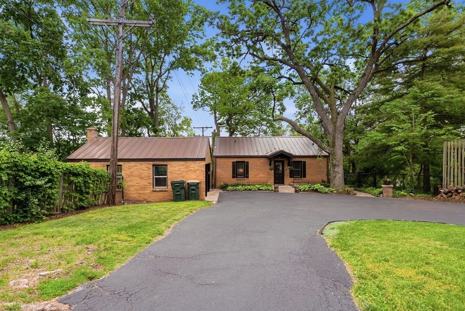 Photo of 1020 Woodland Avenue, Batavia, IL 60510