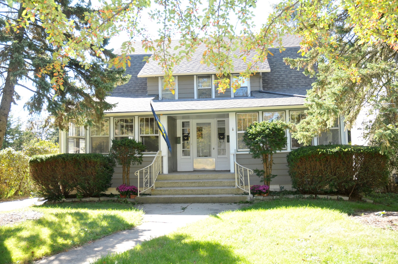 Photo of 101 Horne Street, St. Charles, IL 60174