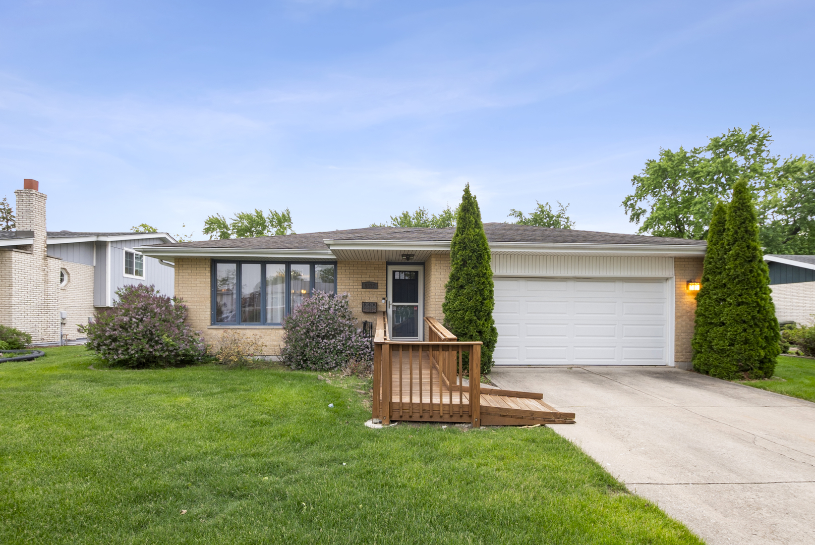 Photo of 6877 177TH Street, Tinley Park, IL 60477