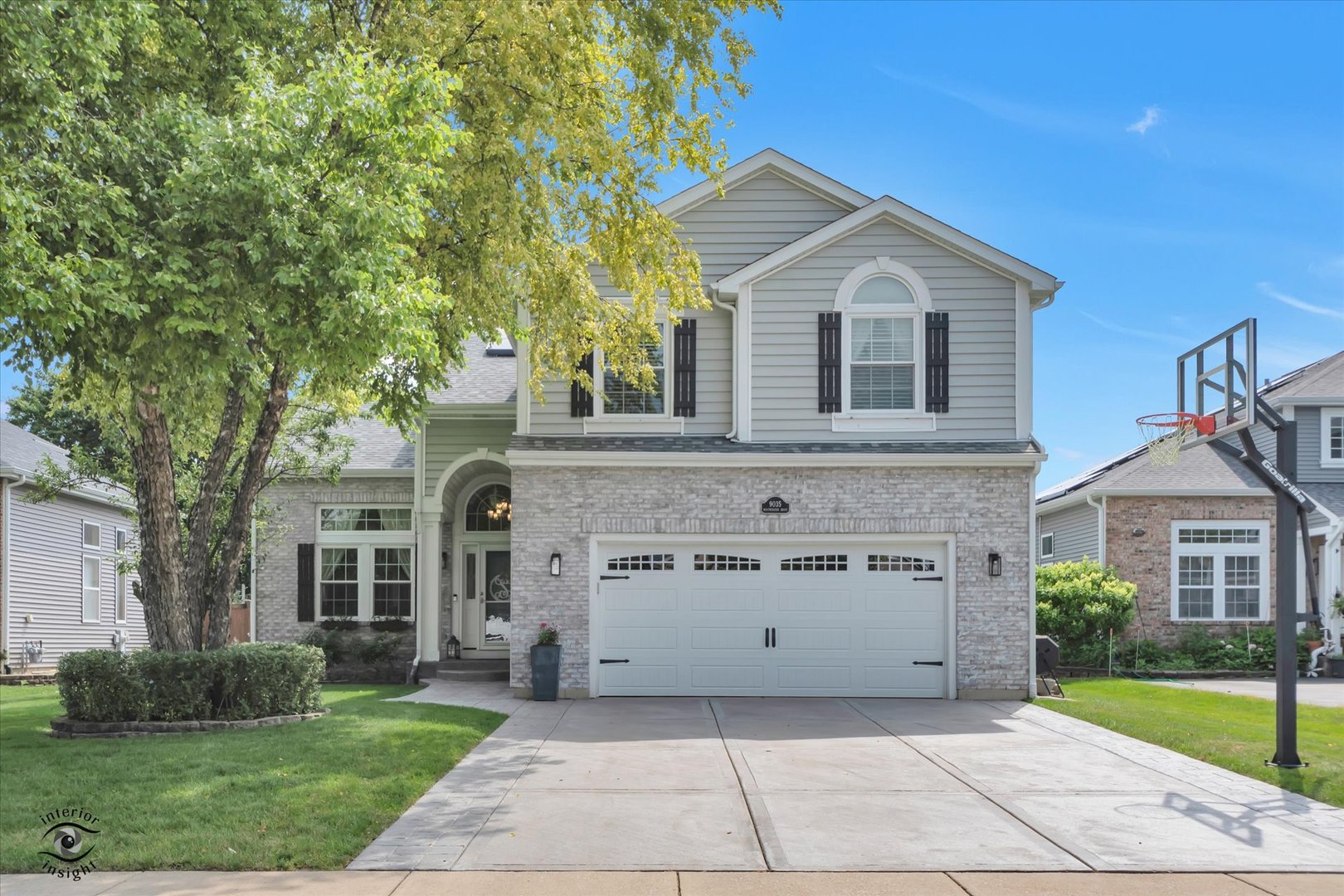 Photo of 9035 Westminster Drive, Woodridge, IL 60517