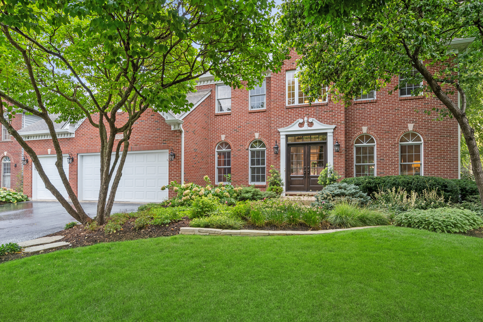 Photo of 3708 Landsdown Avenue, Naperville, IL 60564