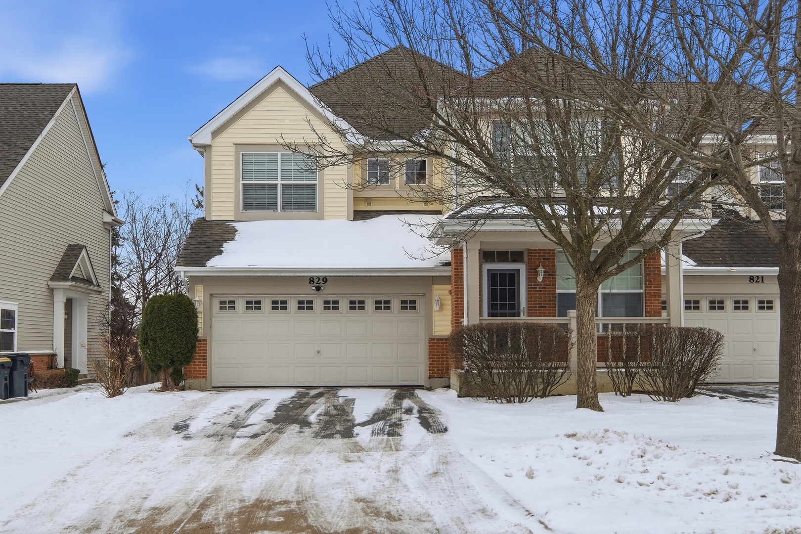 Photo of 829 Linden Circle, Hoffman Estates, IL 60169