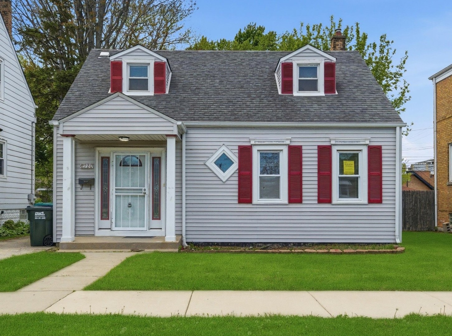 Photo of 8720 S Richmond Avenue, Evergreen Park, IL 60805
