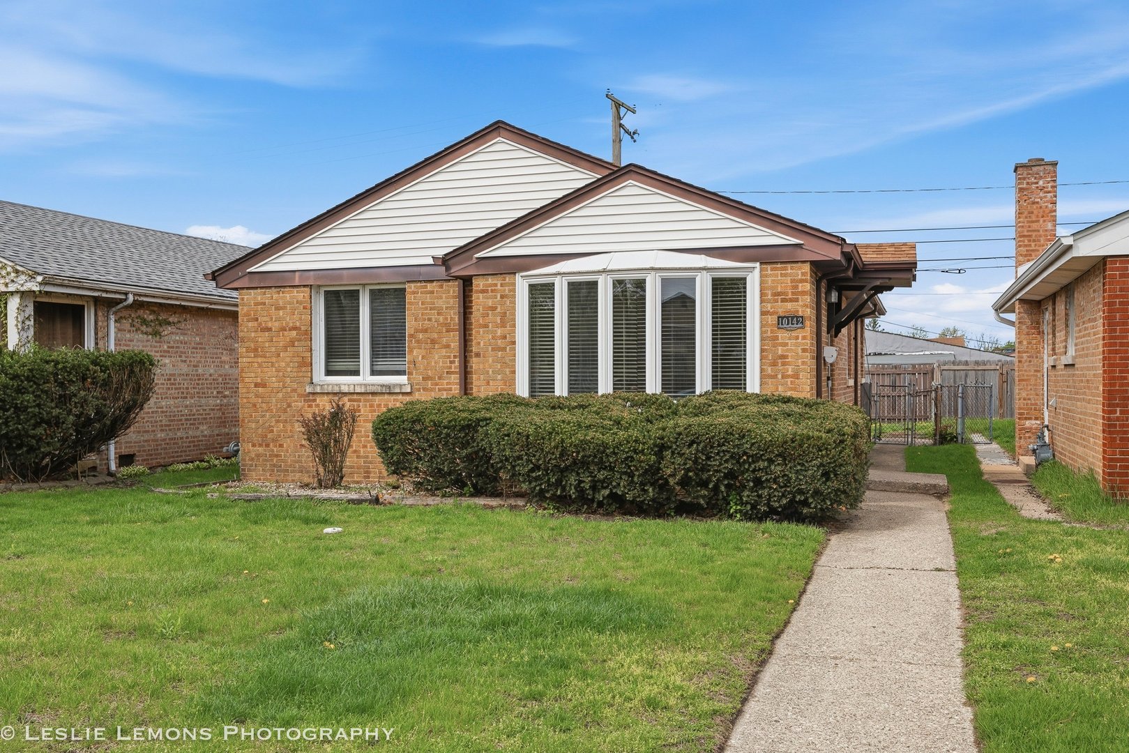 Photo of 10142 S California Avenue, Evergreen Park, IL 60805