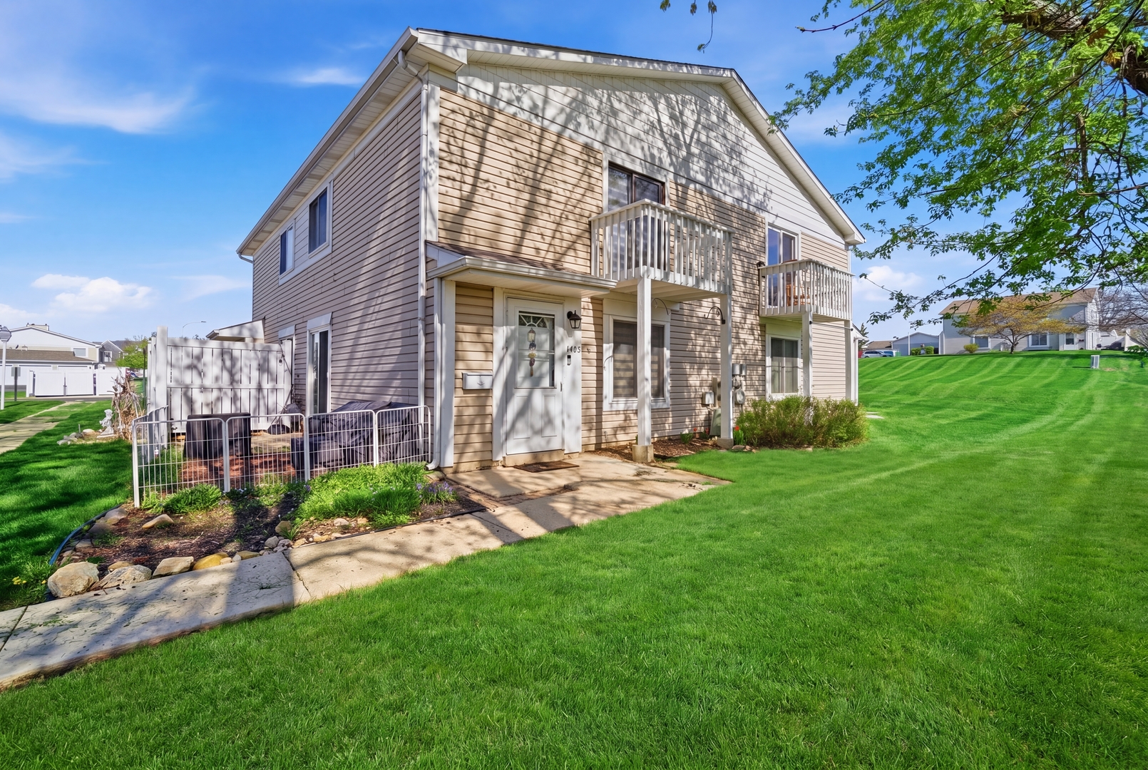 Photo of 1495 Cornell Court, Hoffman Estates, IL 60169
