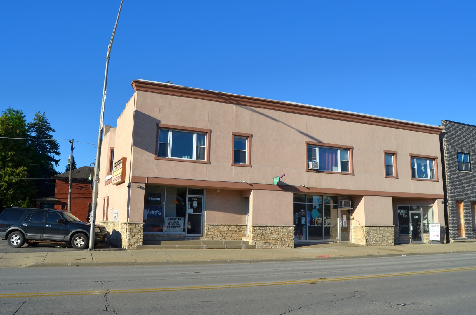 Photo of 9431 Ogden Avenue, Brookfield, IL 60513