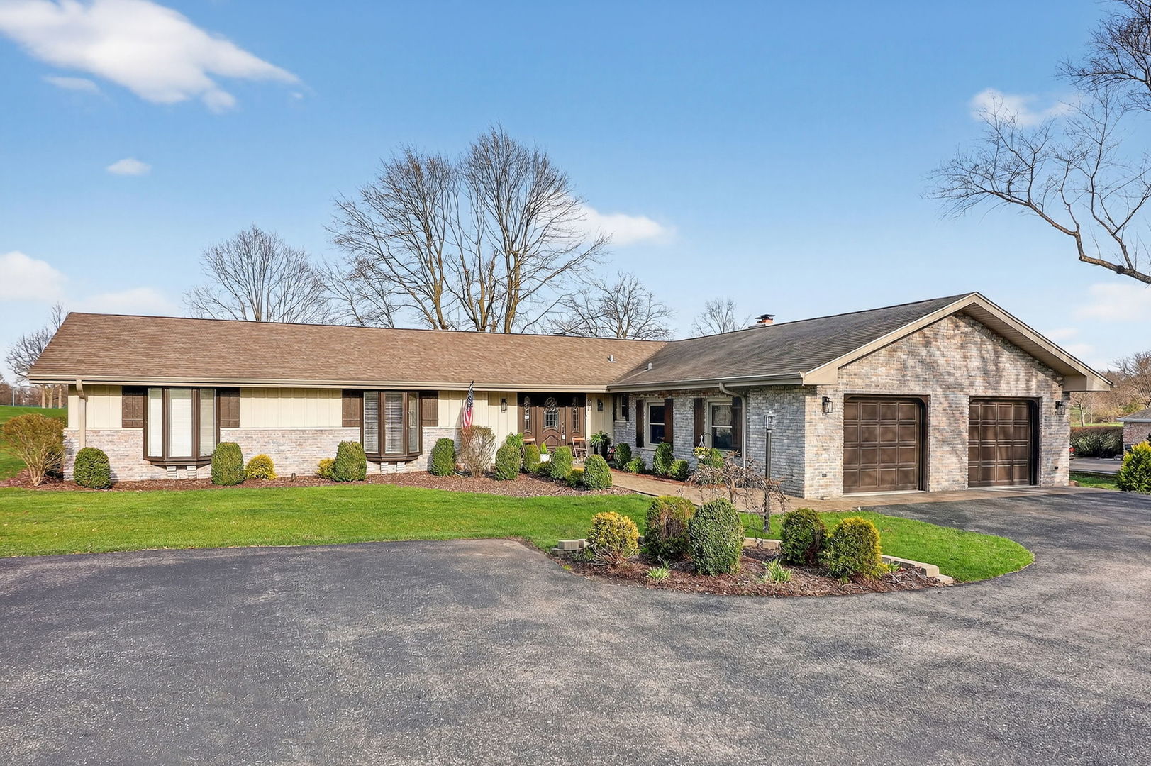 Photo of 686 Golf Club Lane, Frankfort, IL 60423