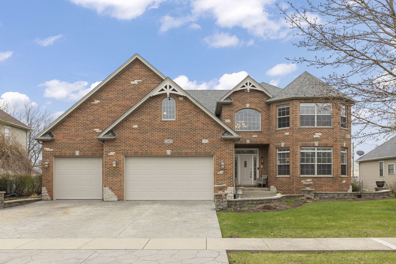 Photo of 13452 SKYLINE Drive, Plainfield, IL 60585