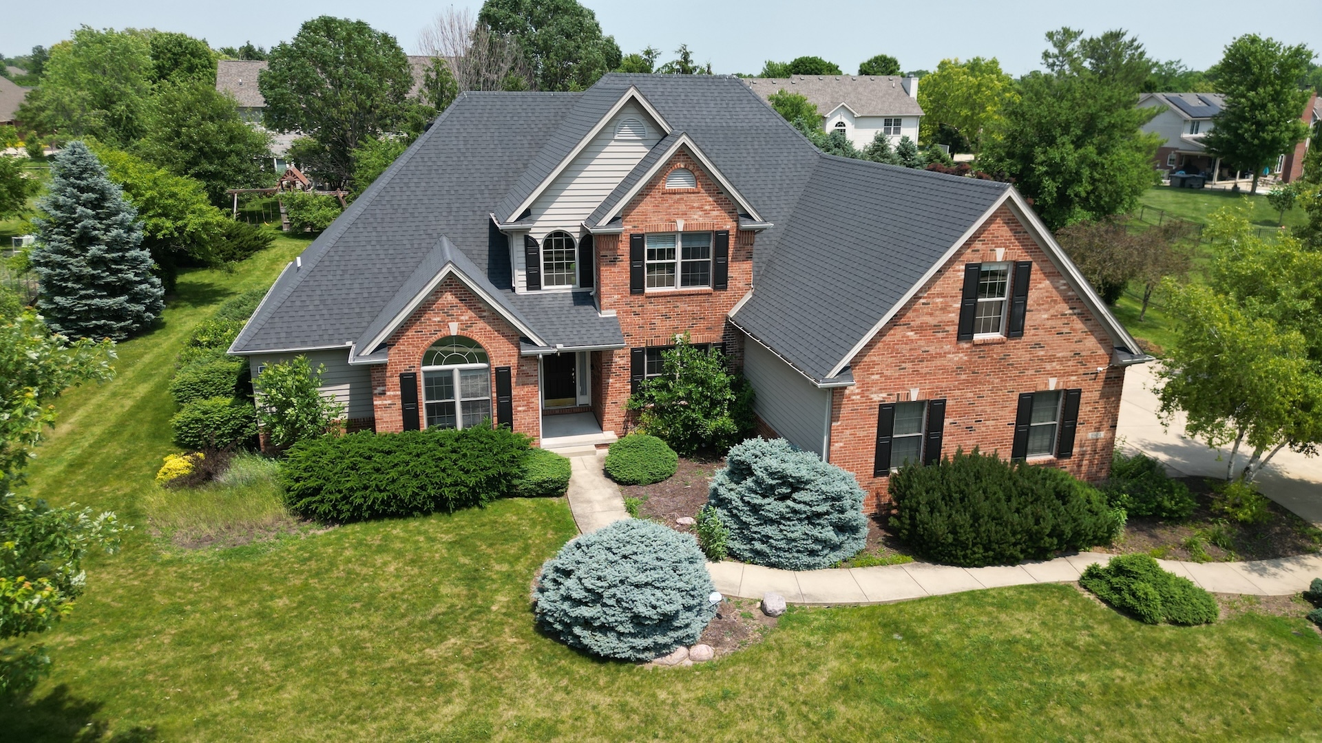 Photo of 1904 Mullikin Drive, Champaign, IL 61822