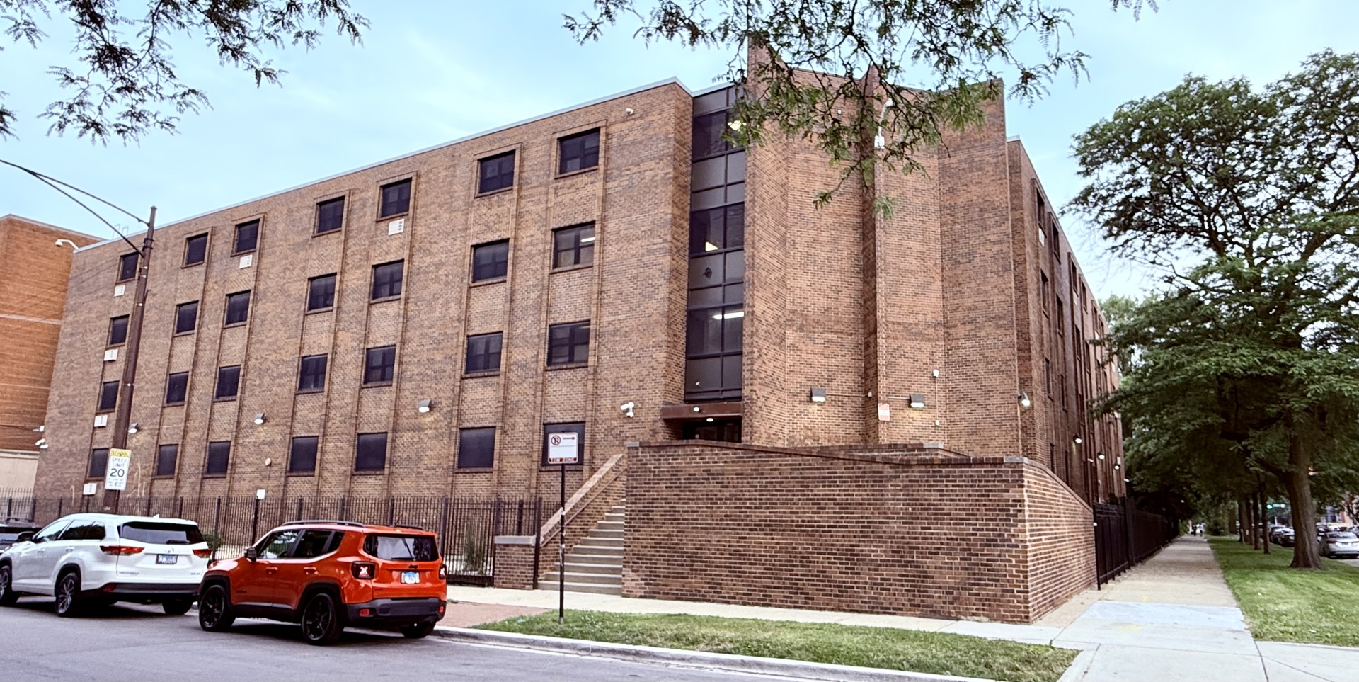 Photo of 5001 S Michigan Avenue, Chicago, IL 60615