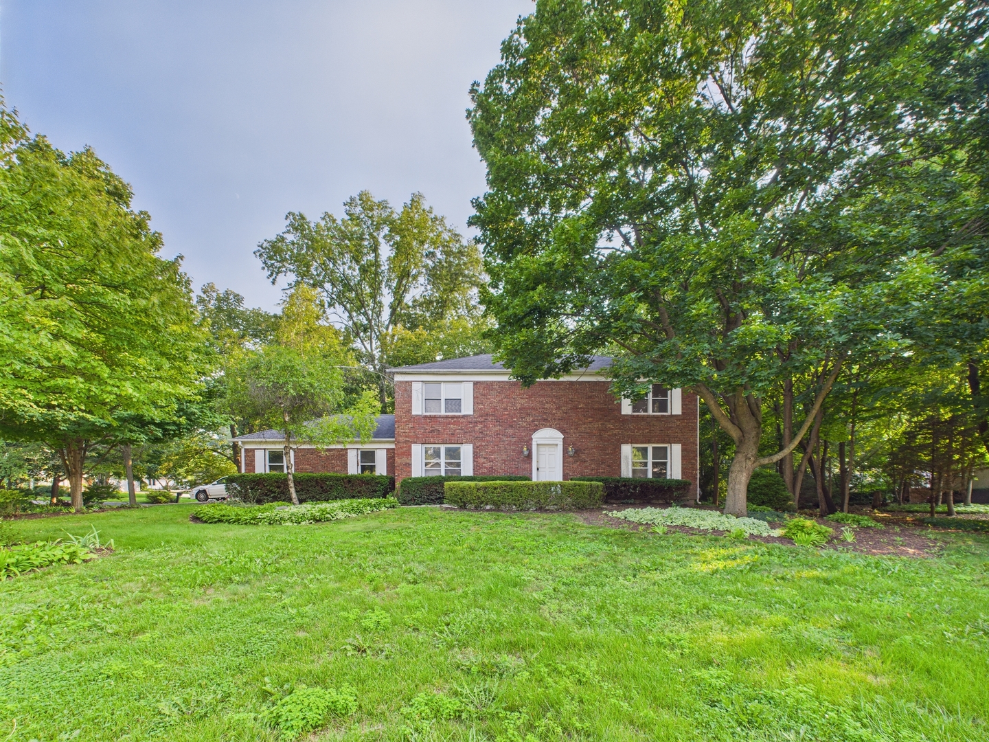 Photo of 1136 Pine Court, Batavia, IL 60510