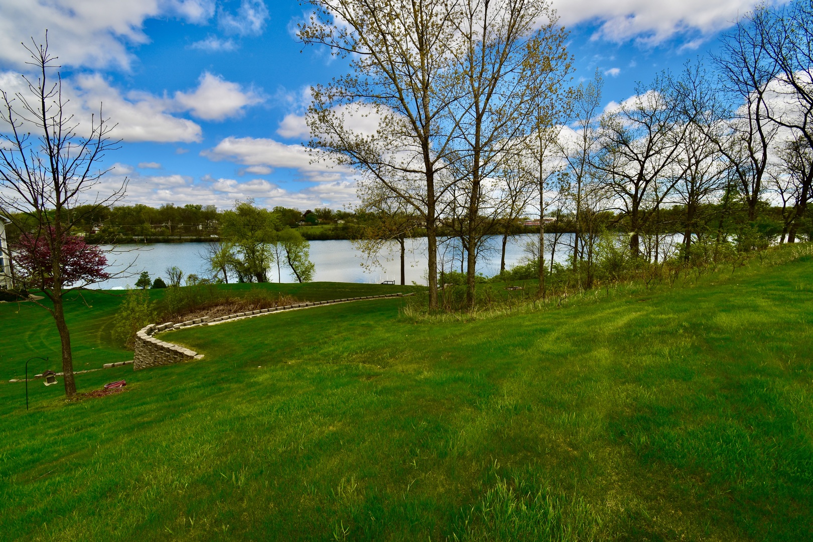 Photo of 1176 MYSTIC COVE Drive, Antioch, IL 60002