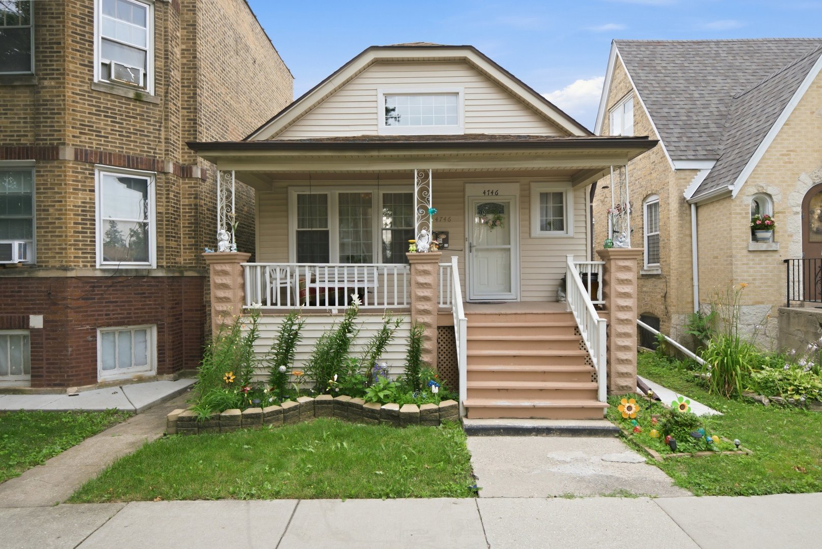 Photo of 4746 N Karlov Avenue, Chicago, IL 60630