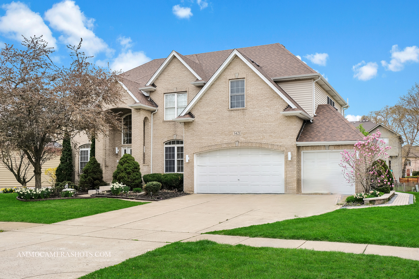 Photo of 3421 Goldfinch Drive, Naperville, IL 60564