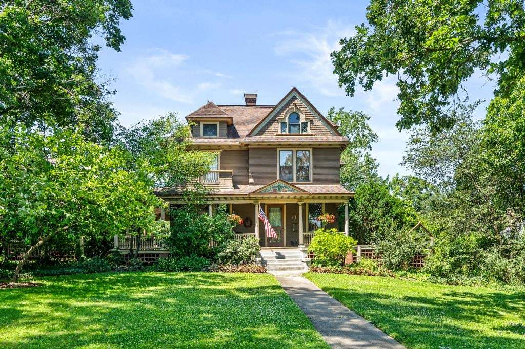 Photo of 415 S 4th Street, St. Charles, IL 60174