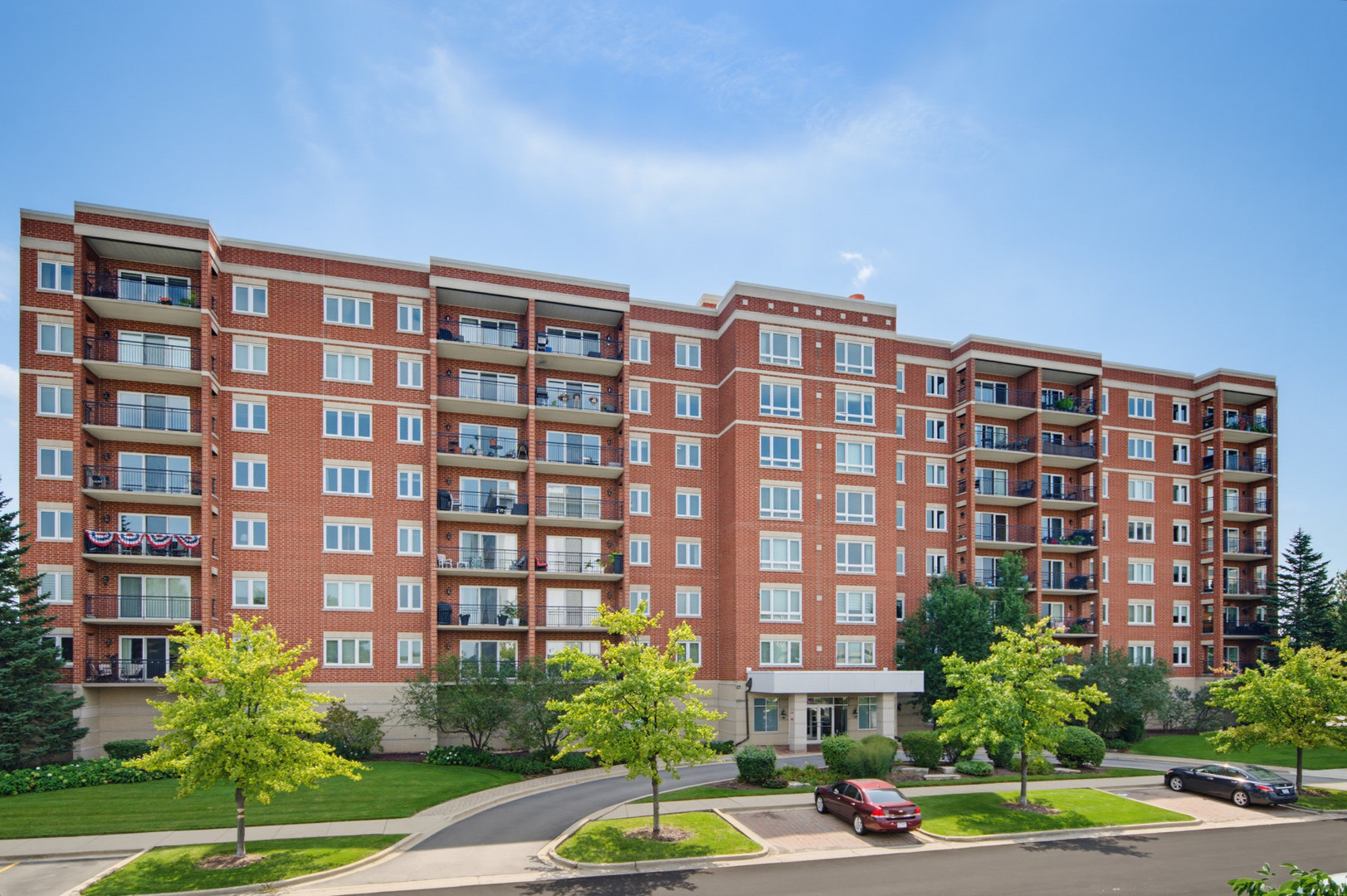 Photo of 5555 N Cumberland Avenue, Chicago, IL 60656