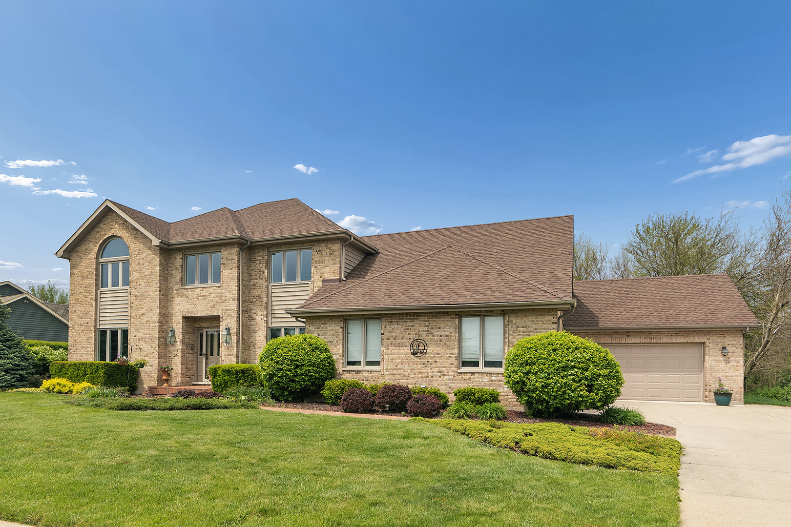 Photo of 10612 Williamsburg Trail, Frankfort, IL 60423