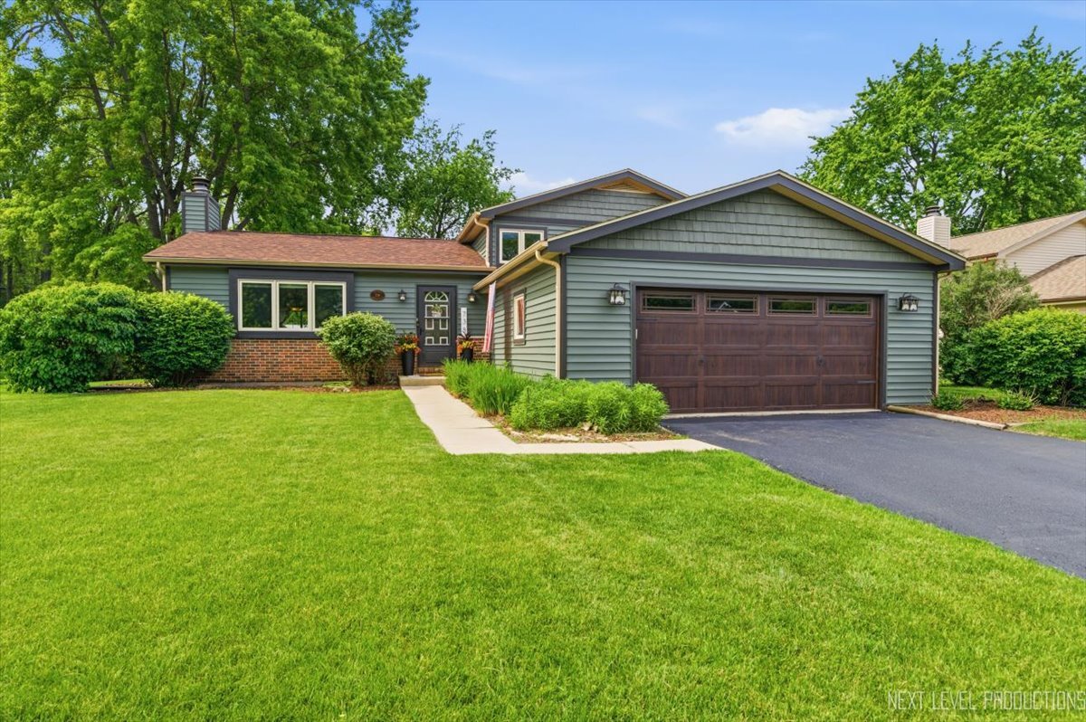 Photo of 738 Bernadette Lane, Batavia, IL 60510