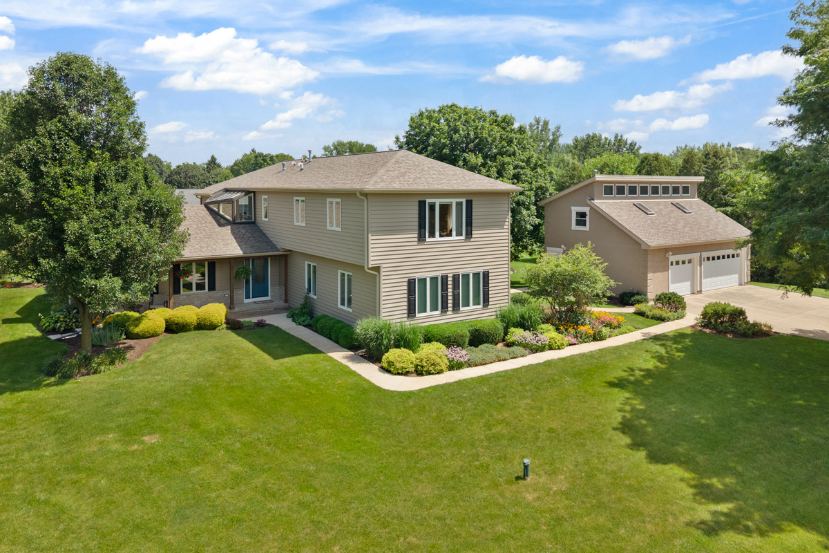 Photo of 9N859 Channel Court, Elgin, IL 60124