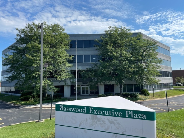 Photo of 1301 Basswood Road, Schaumburg, IL 60173