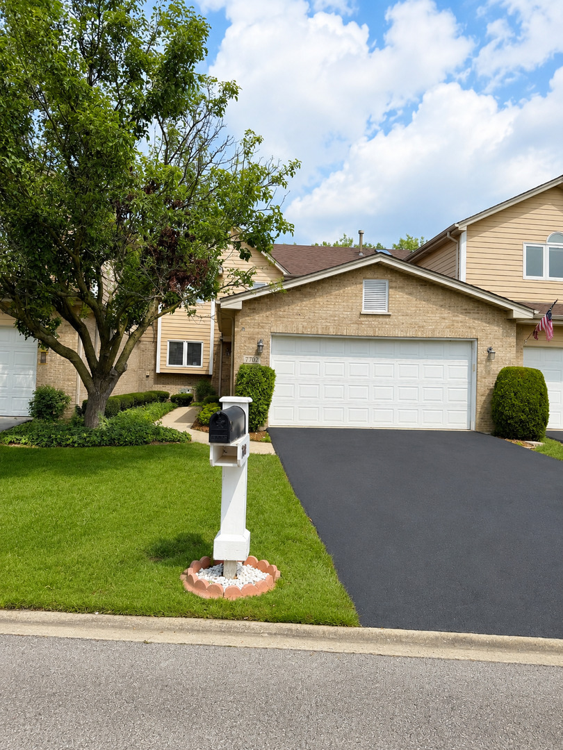 Photo of 7702 Northfield Lane, Tinley Park, IL 60487