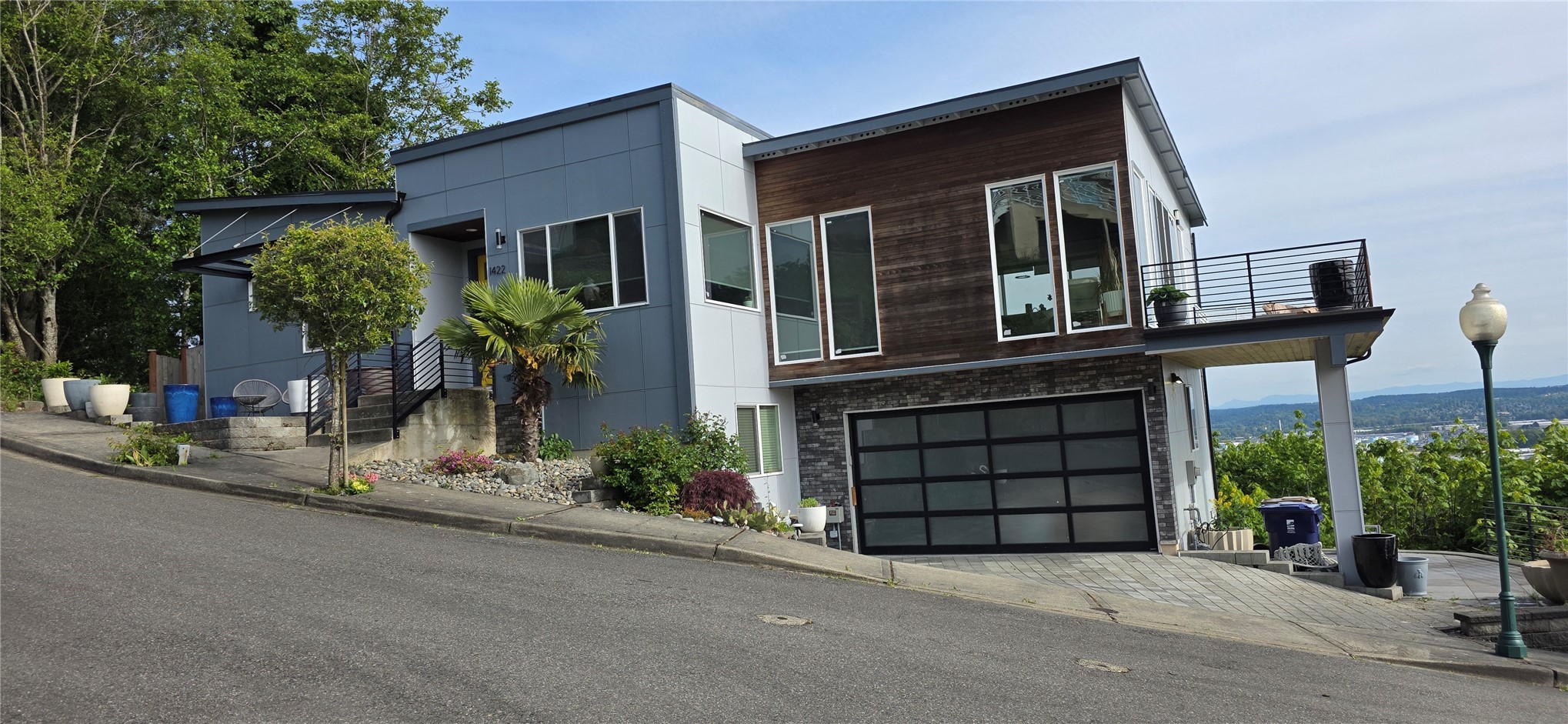 Photo of 1422 Browns Point Boulevard, Tacoma, WA 98422