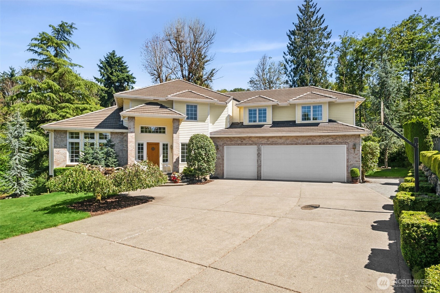 Photo of 932 16th Avenue Ct SE, Puyallup, WA 98372