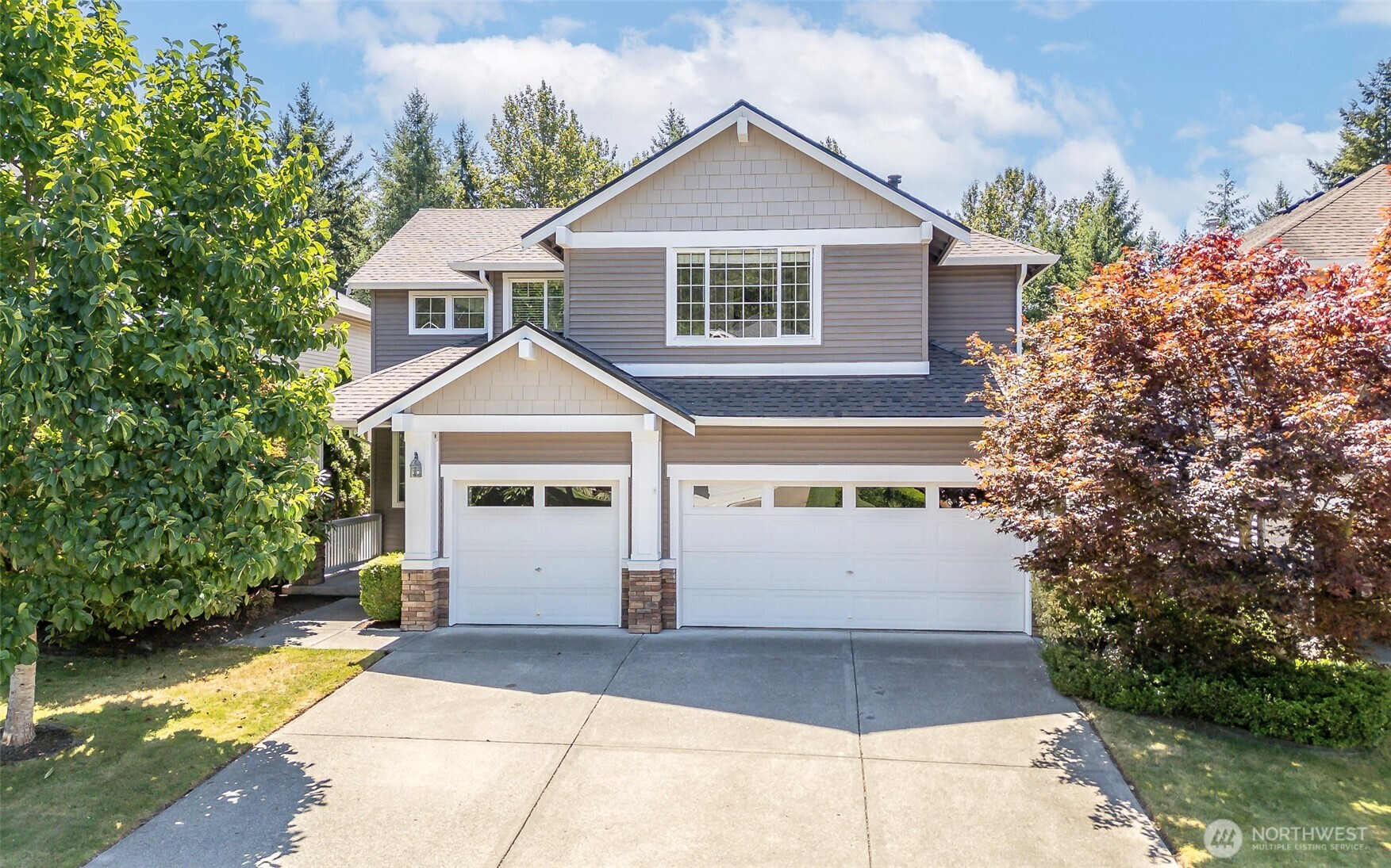 Photo of 28011 Maple Ridge Way SE, Maple Valley, WA 98038