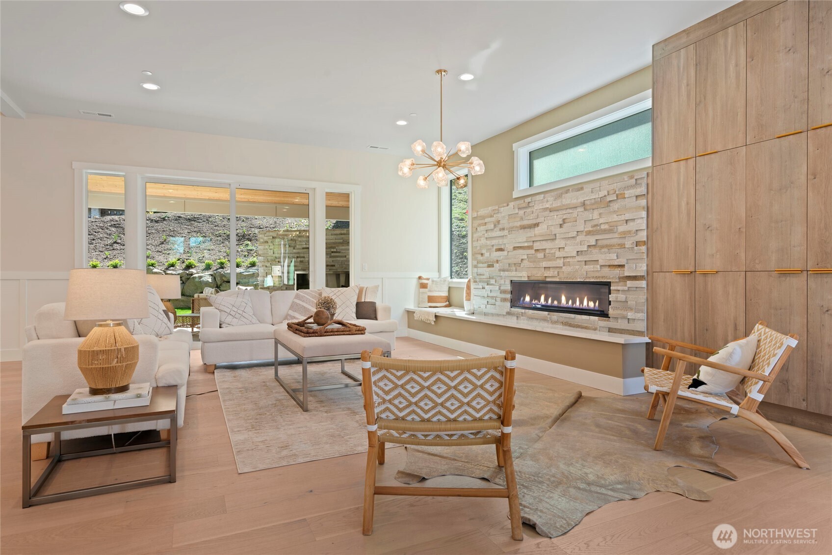 Photo of 955 103rd Avenue SE, Bellevue, WA 98004