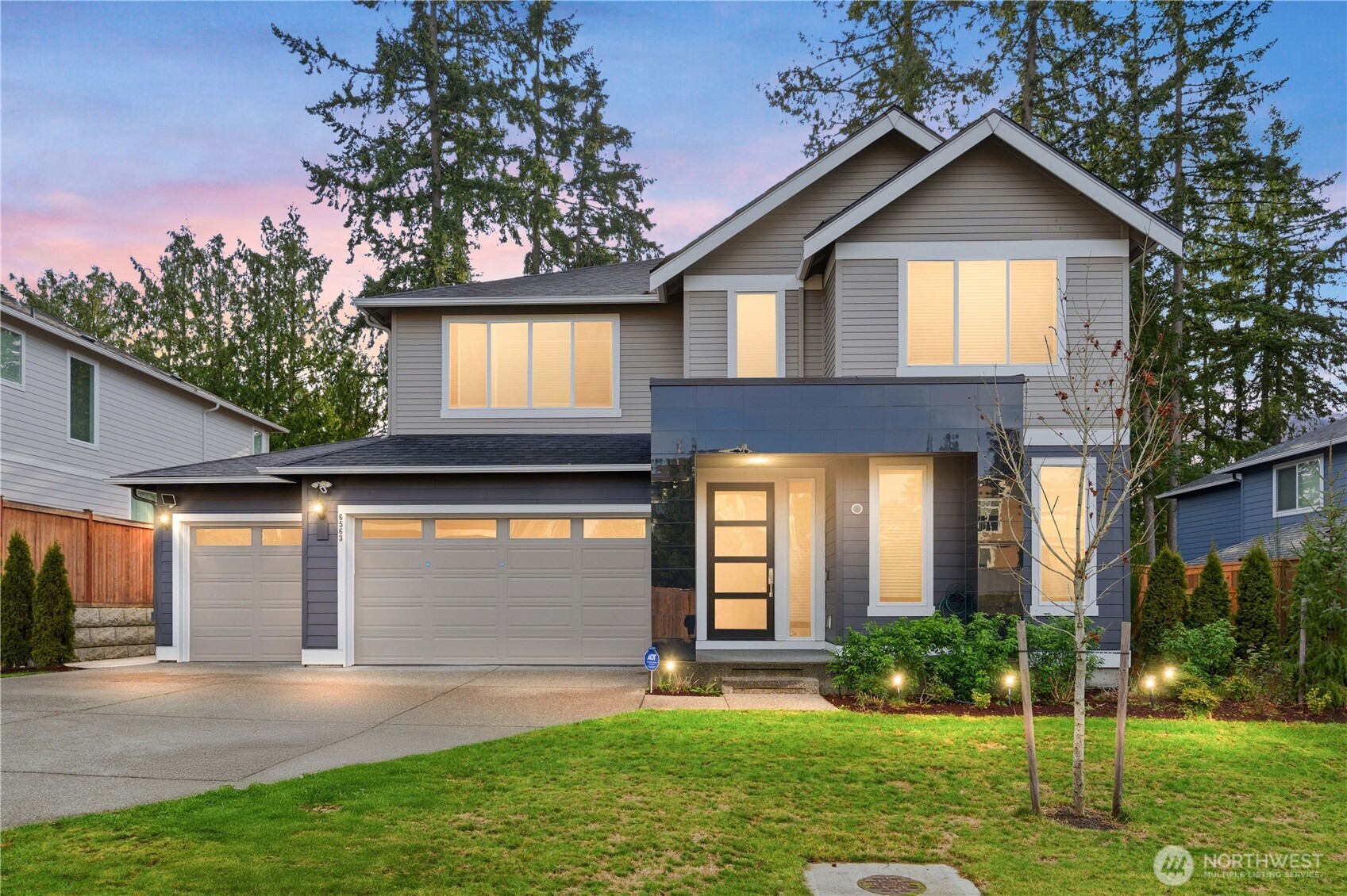 Photo of 6563 SE 8th Place, Renton, WA 98059