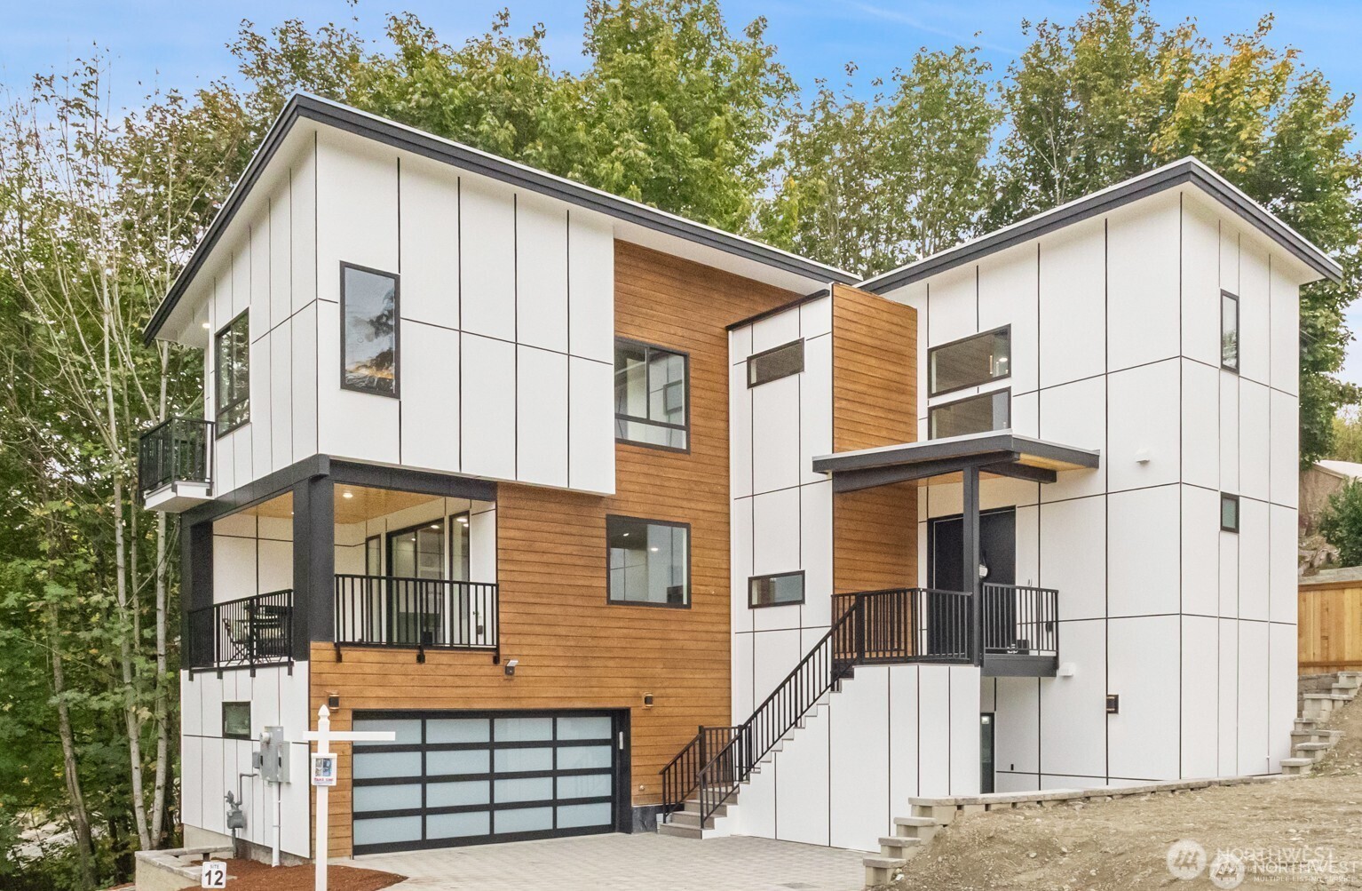 Photo of 4413 NE 26 Place, Renton, WA 98059