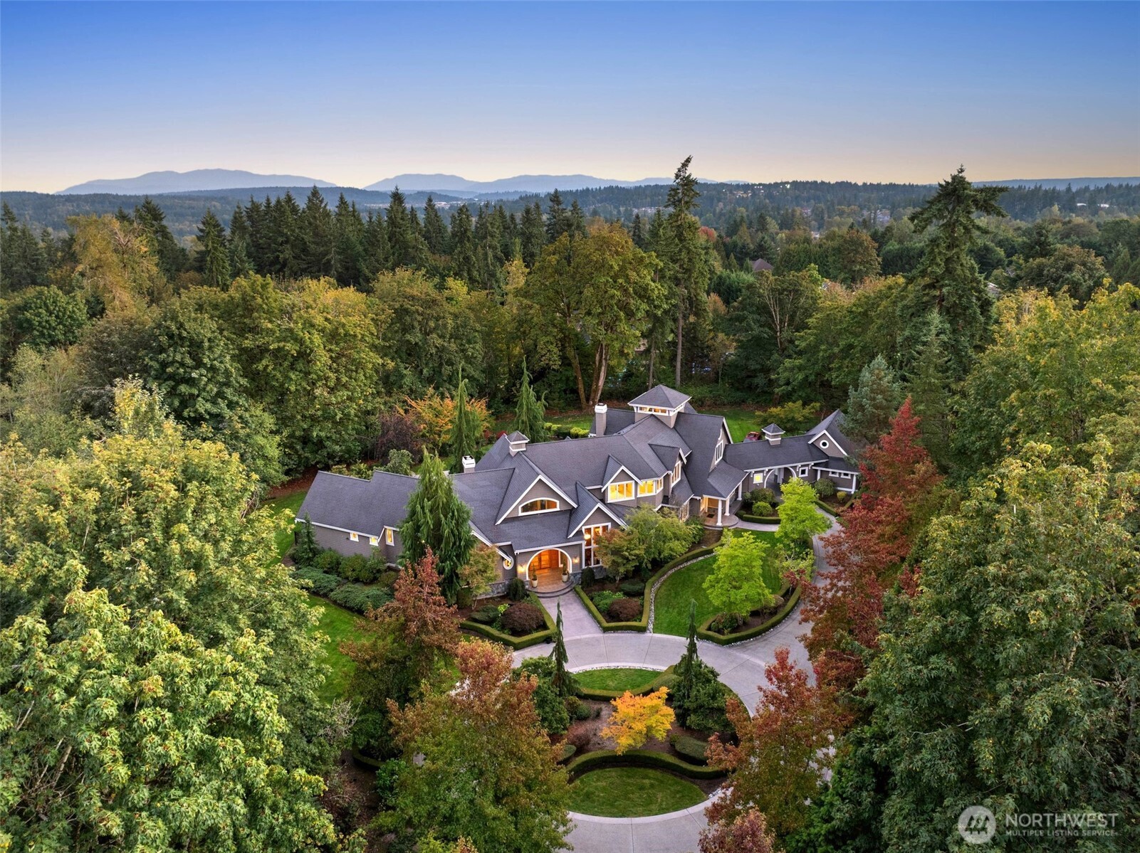 Photo of 18025 NE 136th Street, Redmond, WA 98052