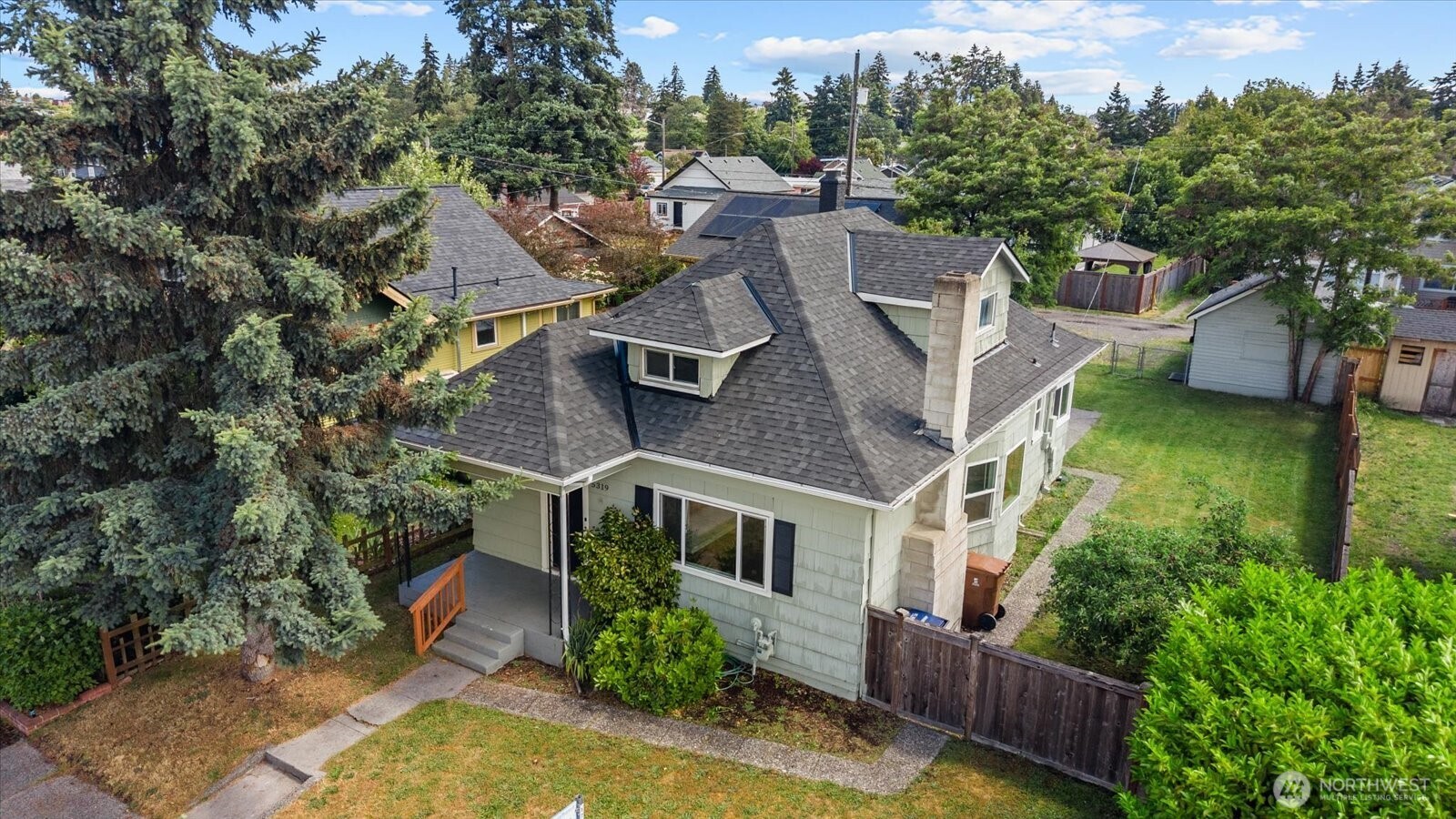 Photo of 5319 S Oakes Street, Tacoma, WA 98409