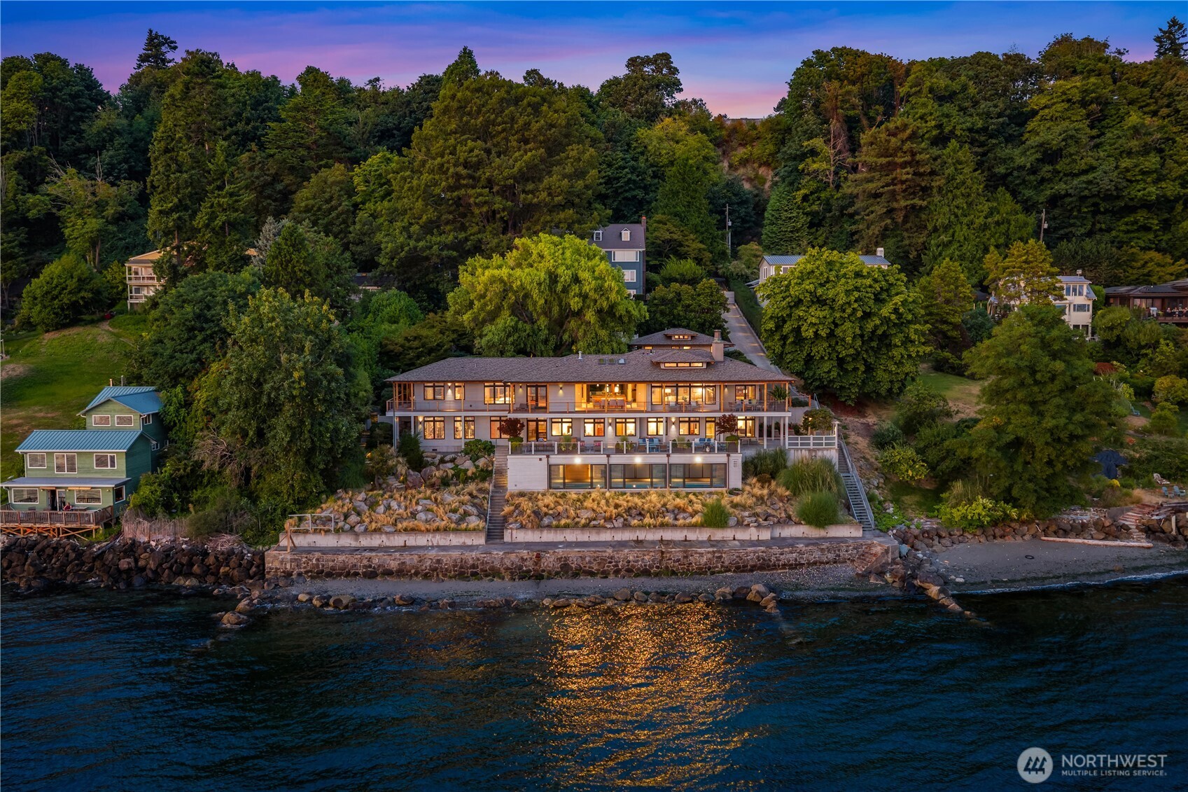 Photo of 2481 Perkins Lane W, Seattle, WA 98199