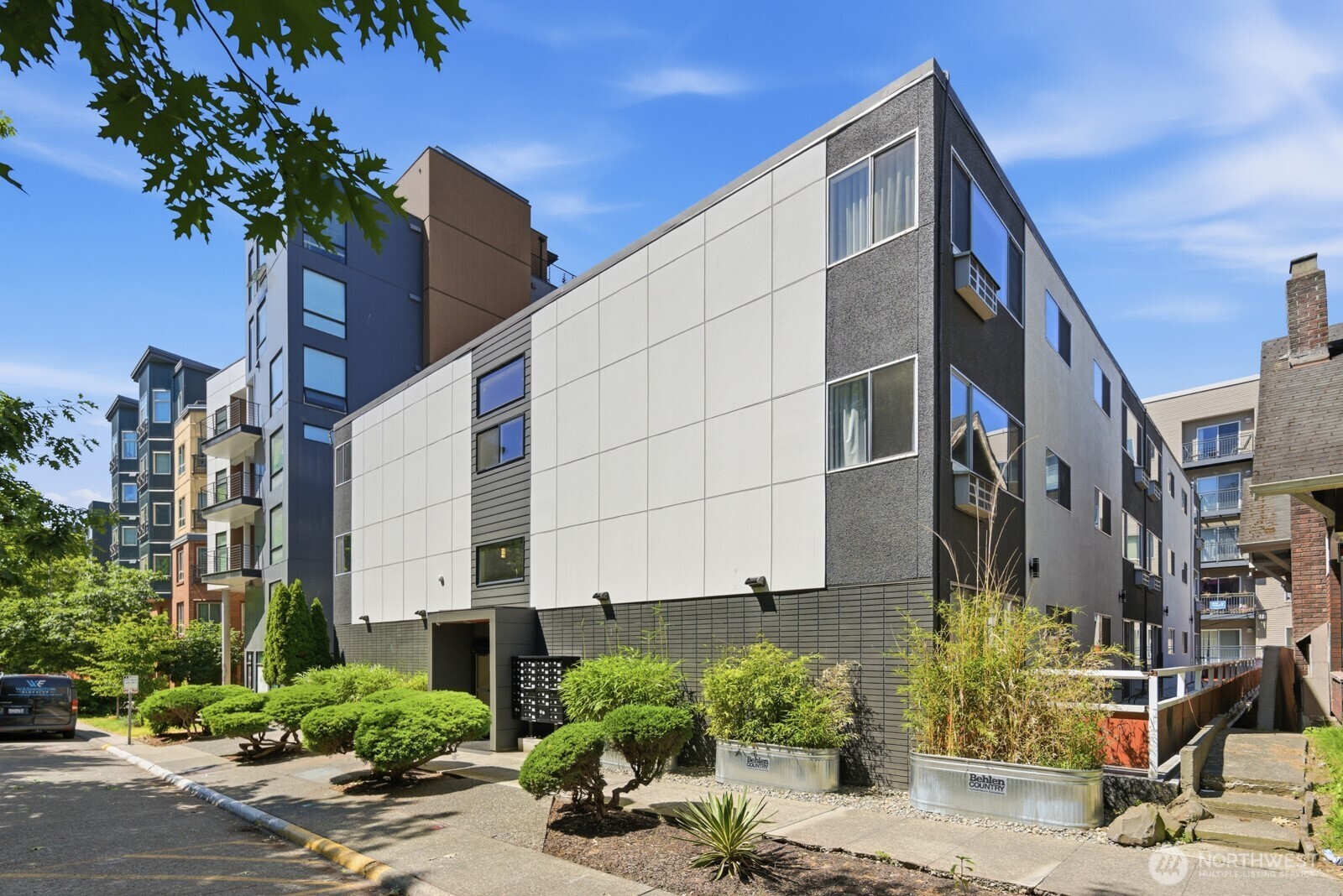 Photo of 4731 12th Avenue NE, Seattle, WA 98105
