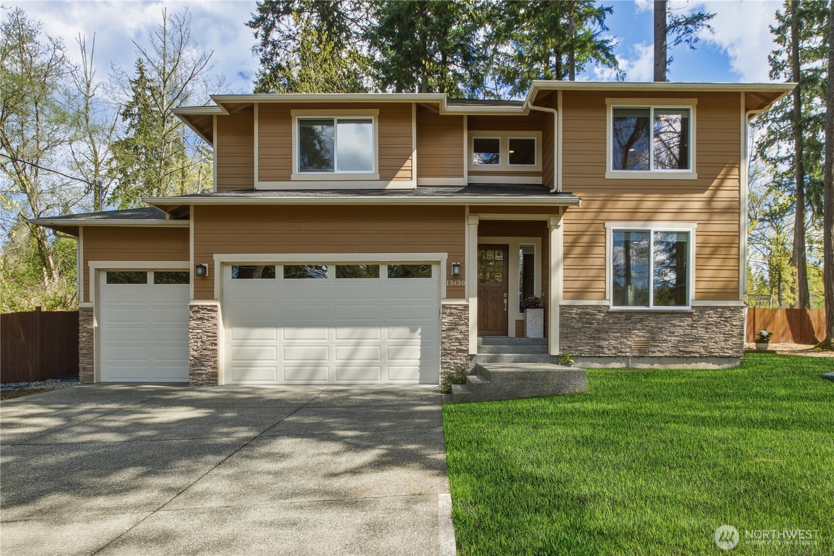 Photo of 13430 Patriot Way SE, Renton, WA 98059