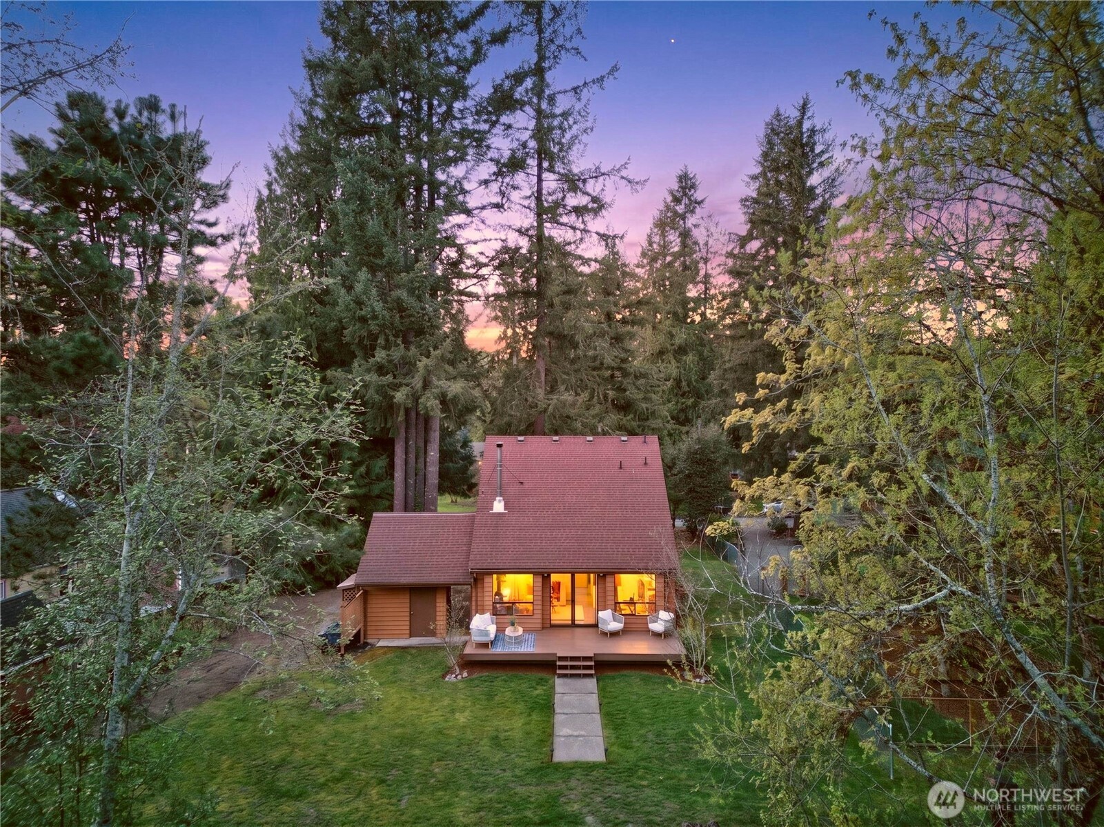 Photo of 23927 SE 238th Street, Maple Valley, WA 98038