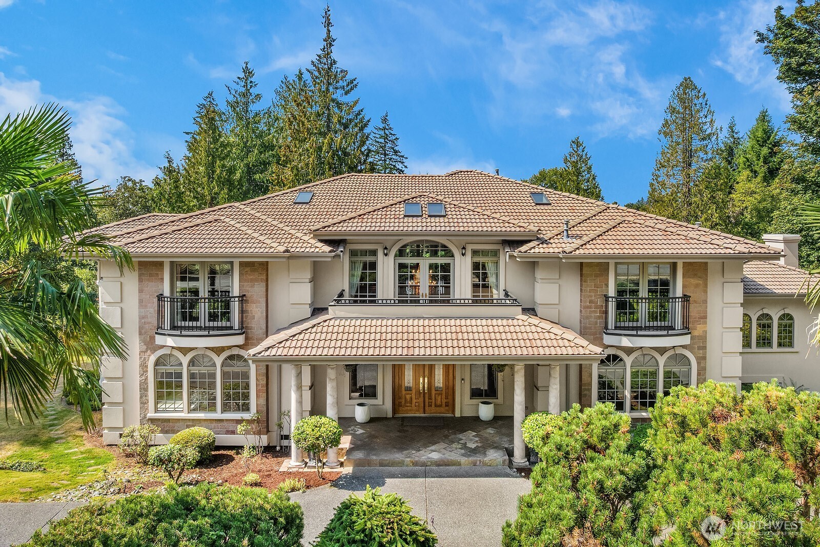 Photo of 6529 161st Place SE, Bellevue, WA 98006