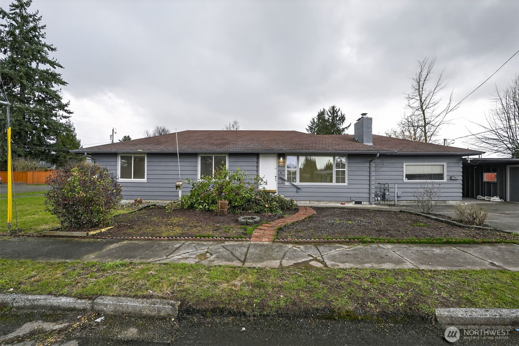 Photo of 804 7th Avenue NW, Puyallup, WA 98371