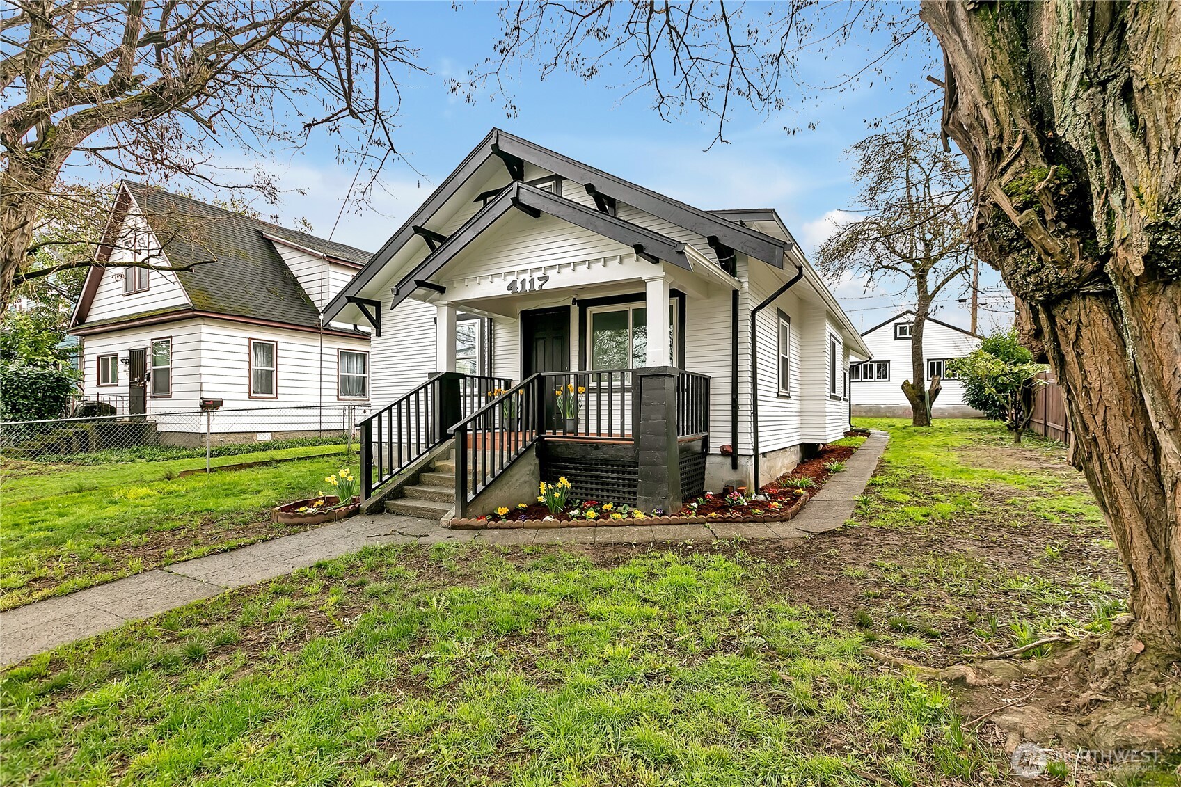 Photo of 4117 S M Street, Tacoma, WA 98418